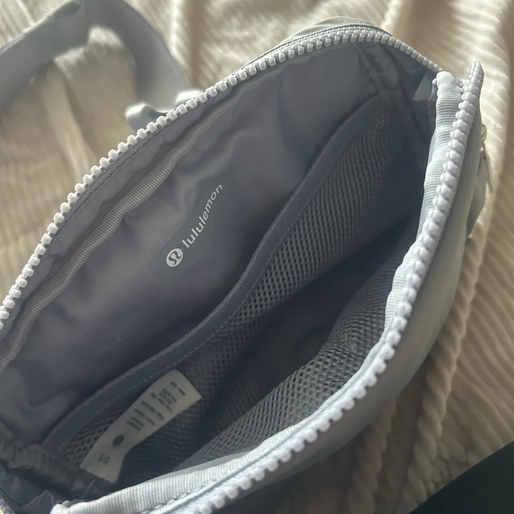 lululemon athletica Small Crossbody Pouch in Light Gray